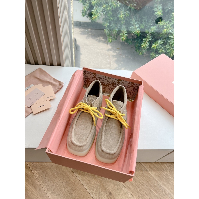 Miu Miu Casual Shoes